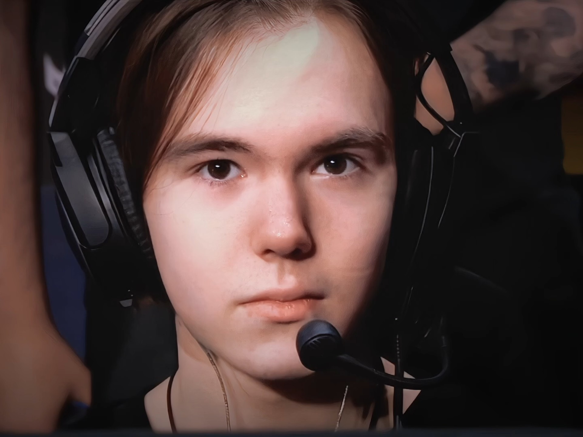 cryin：和chovy交手的话肯定是比较难的，但有信心击败HLE