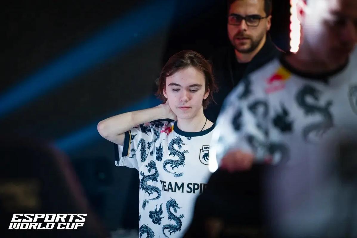 f0rsakeN 是 Masters Toronto 2025 的 MVP